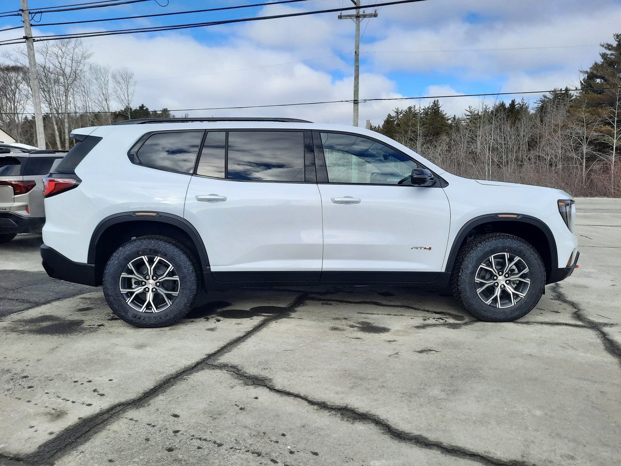 2026 GMC Acadia AT4-4