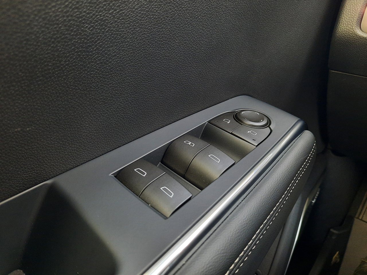 2026 GMC Acadia ELEVATION-10