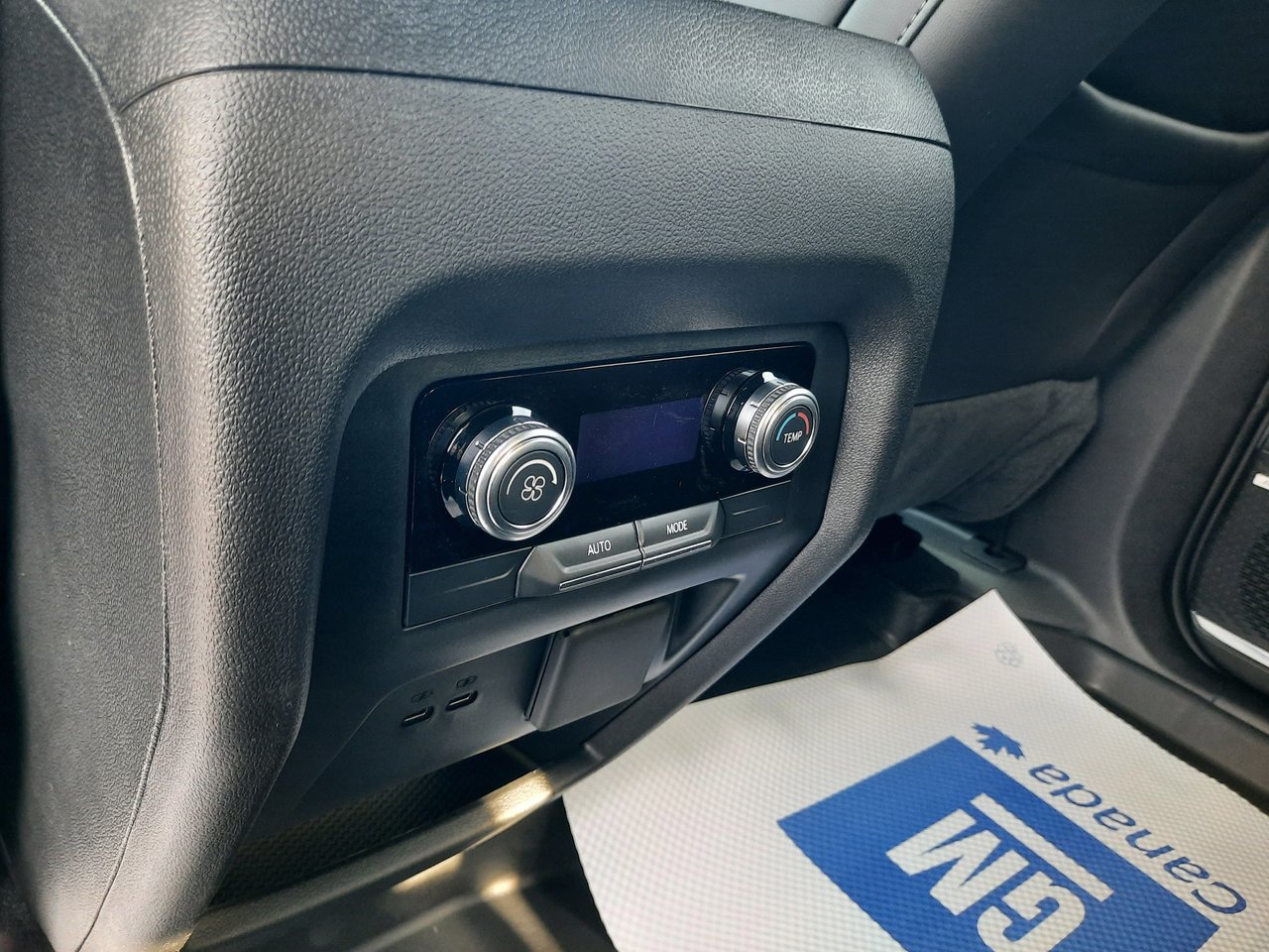 2026 GMC Acadia ELEVATION-27