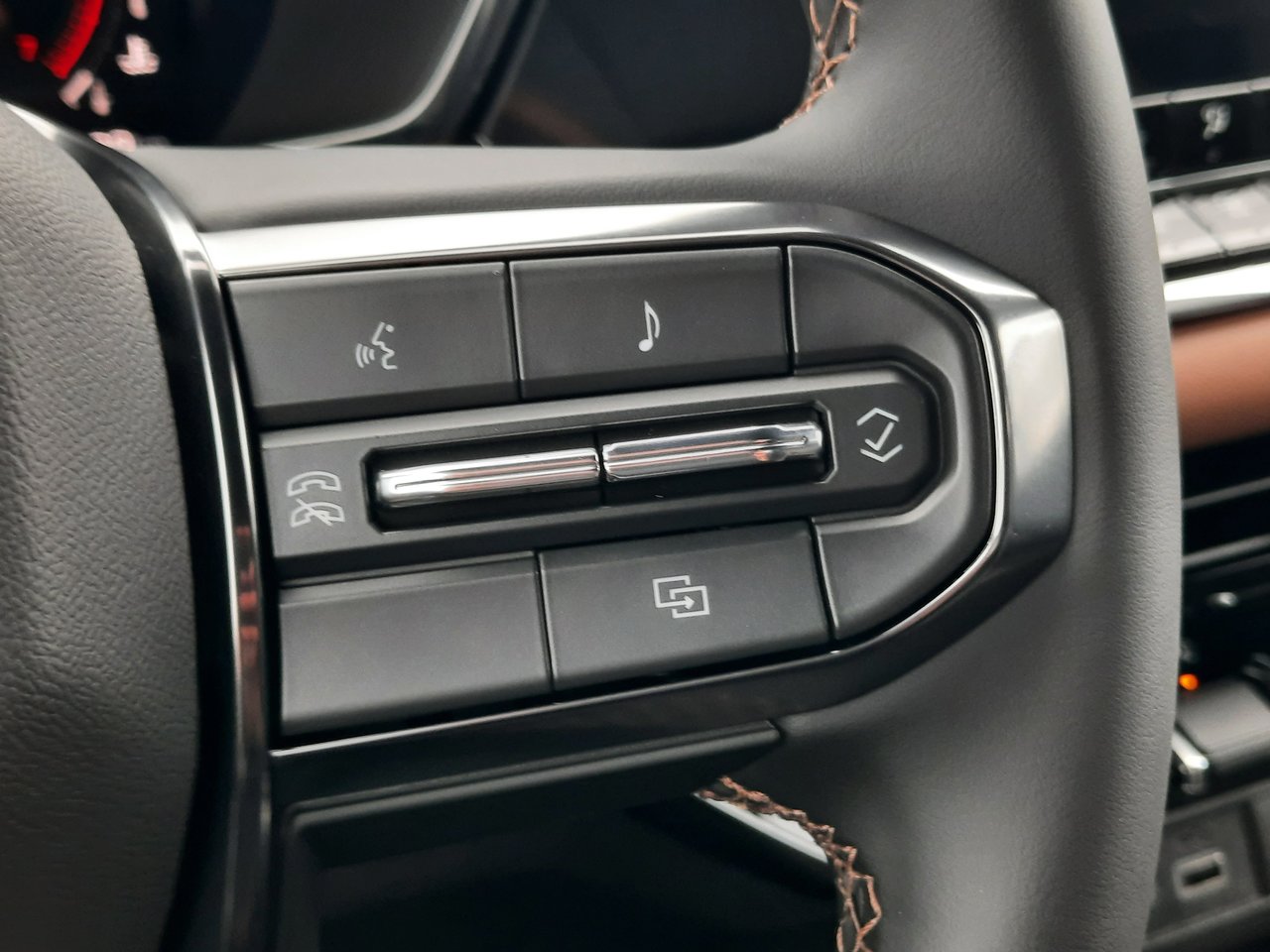 2025 GMC Canyon AT4-10