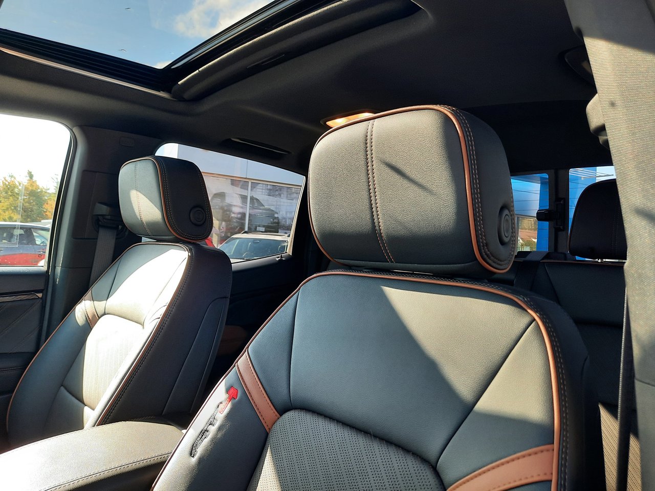 2025 GMC Canyon AT4-2