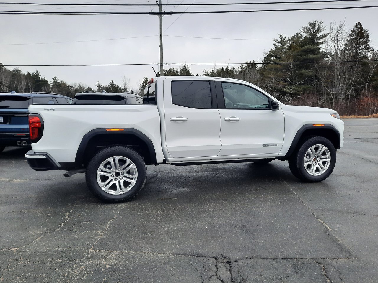 2026 GMC Canyon ELEVATION-4