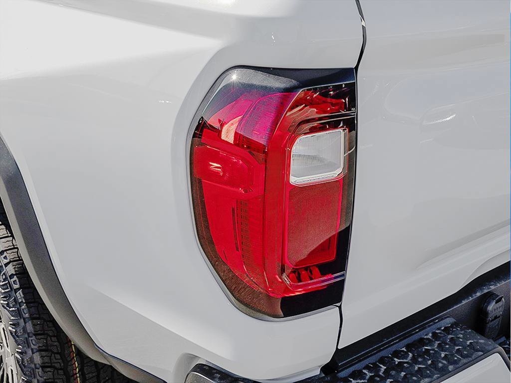 2026 GMC Canyon AT4-8