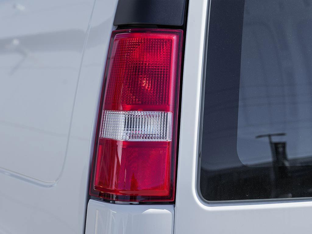 2025 GMC Savana Cargo 2500 WT 135-10