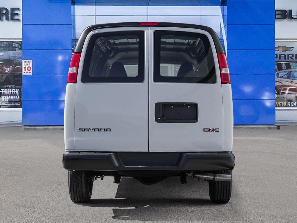 2025 GMC Savana Cargo 2500 WT 135-4