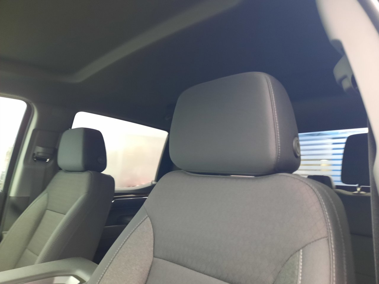 2026 GMC Sierra 1500 ELEVATION-2