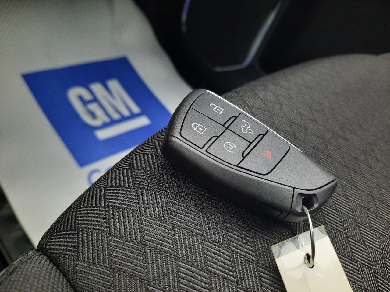 2026 GMC Sierra 1500 ELEVATION-27