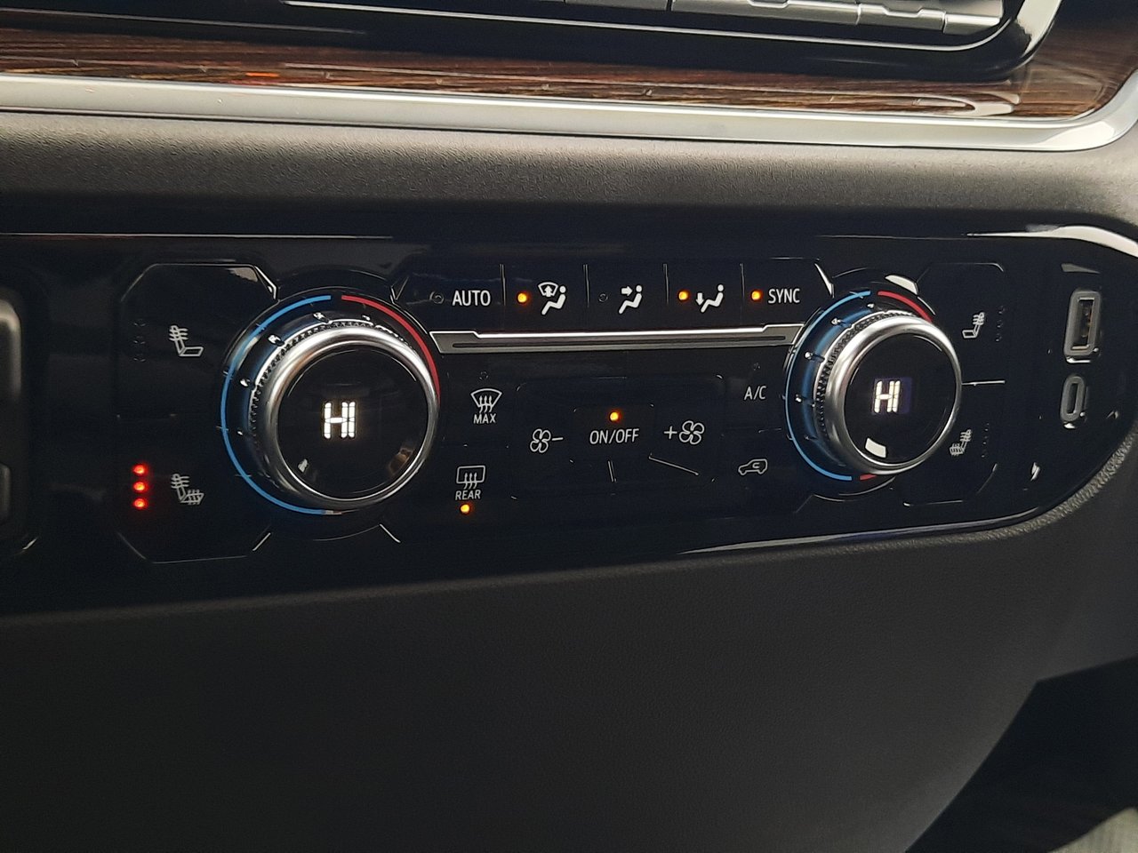 2026 GMC Sierra 1500 ELEVATION-17