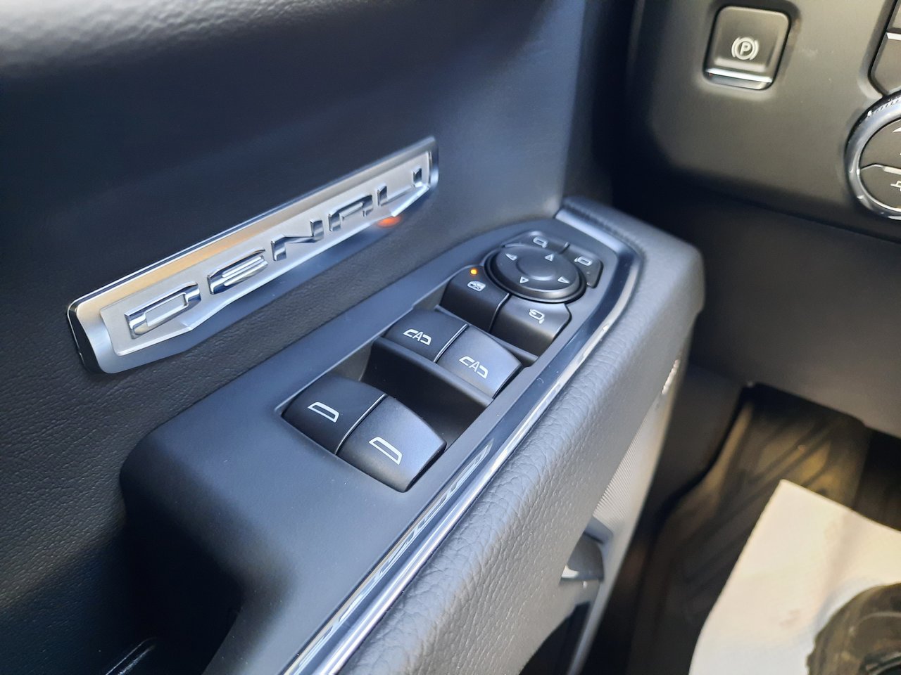 2026 GMC Sierra 1500 DENALI-8