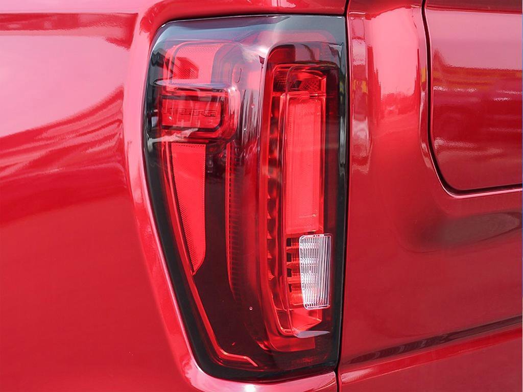 2026 GMC Sierra 1500 AT4-8