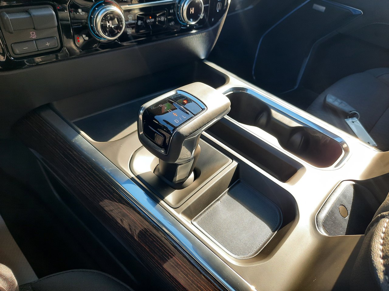 2026 GMC Sierra 1500 ELEVATION-18