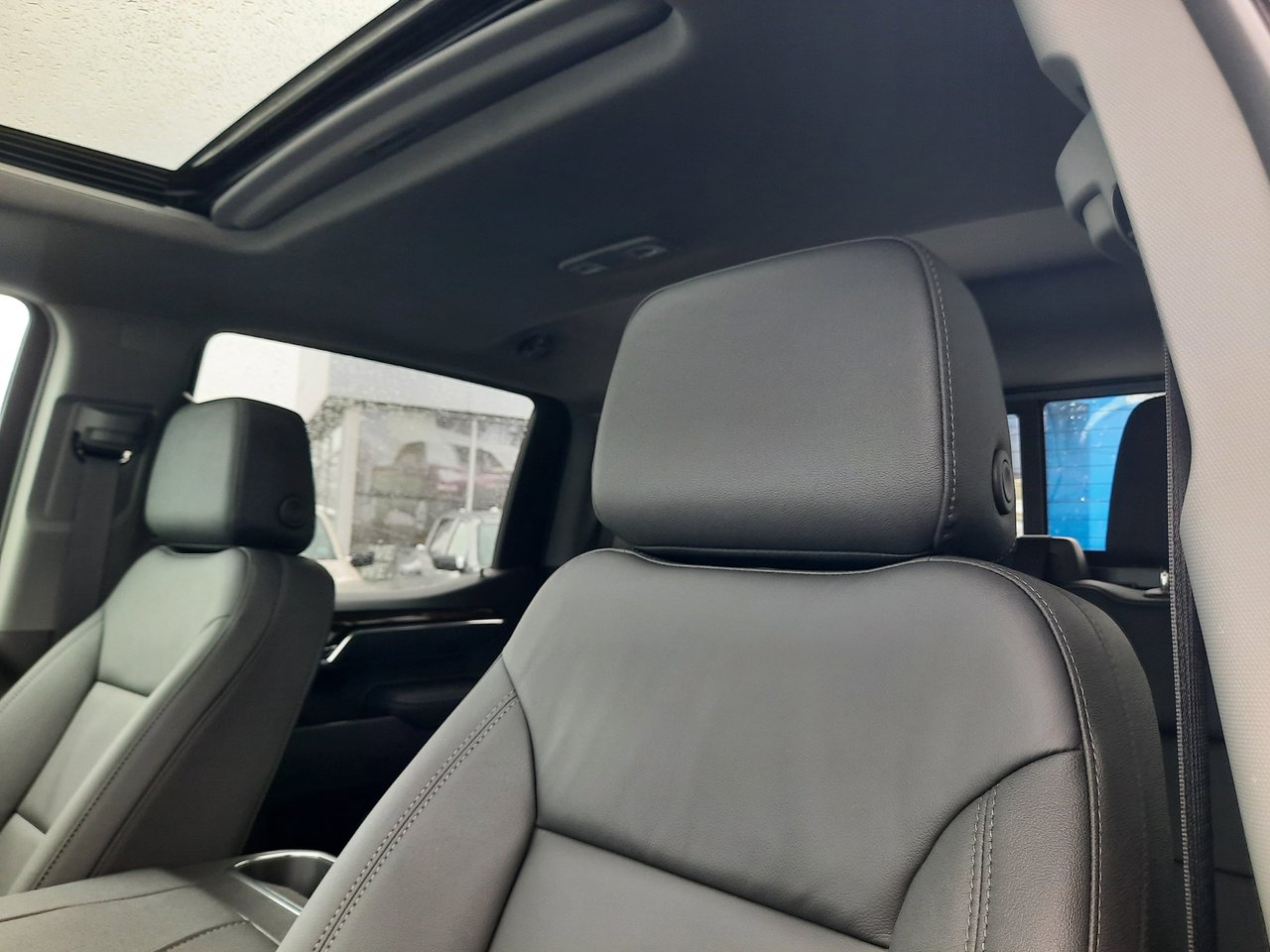 2026 GMC Sierra 1500 ELEVATION-2