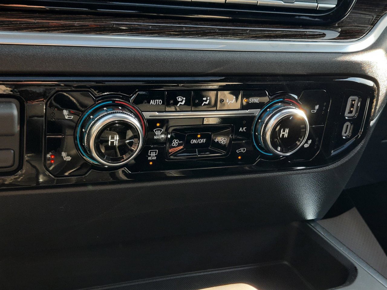 2026 GMC Sierra 1500 ELEVATION-17