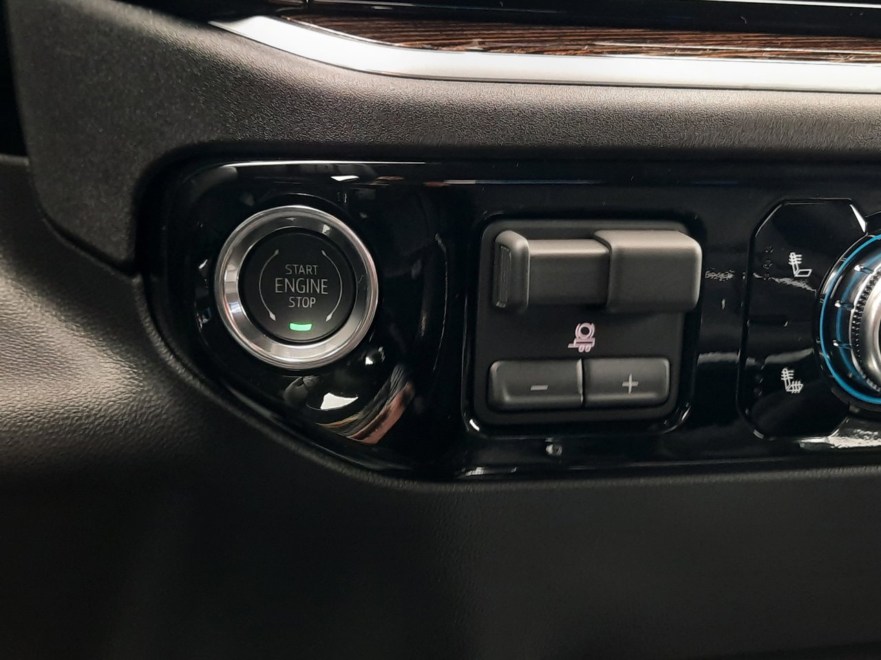 2026 GMC Sierra 1500 ELEVATION-16