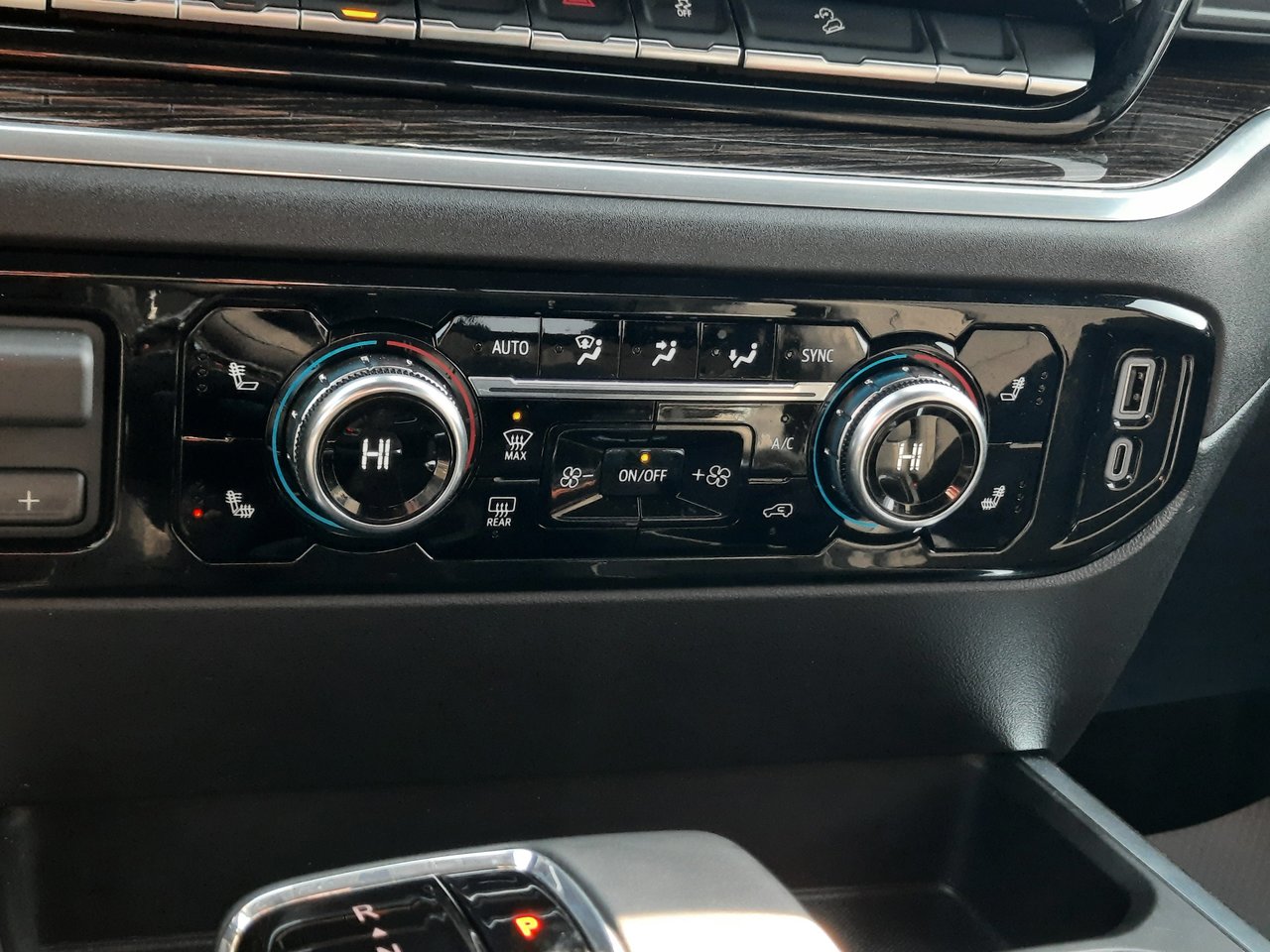 2026 GMC Sierra 1500 ELEVATION-16