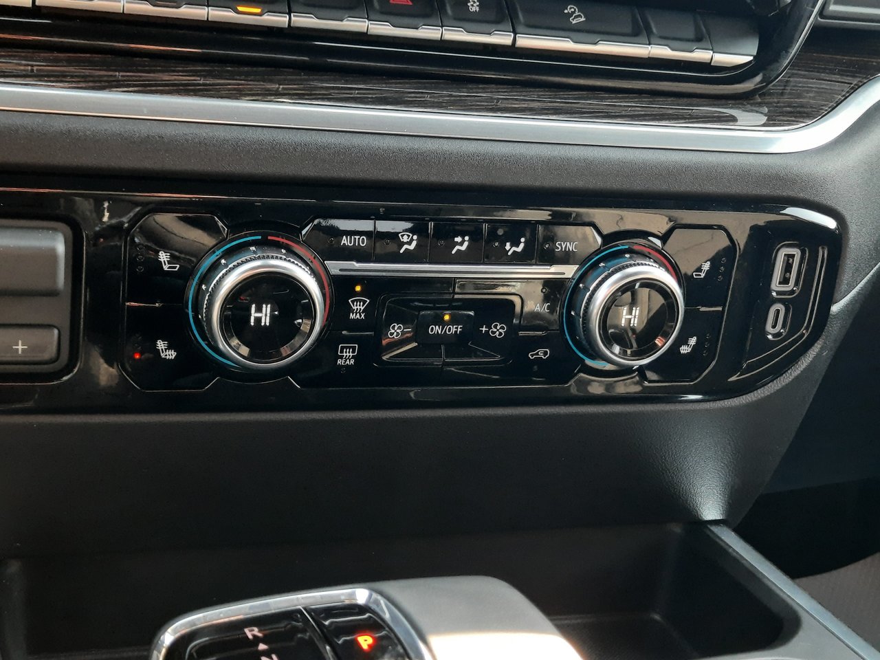 2026 GMC Sierra 1500 ELEVATION-16