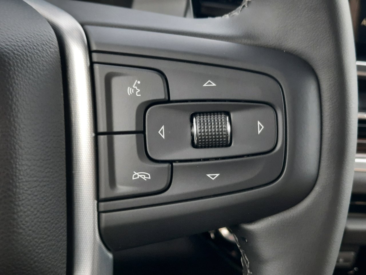 2026 GMC Sierra 1500 ELEVATION-11