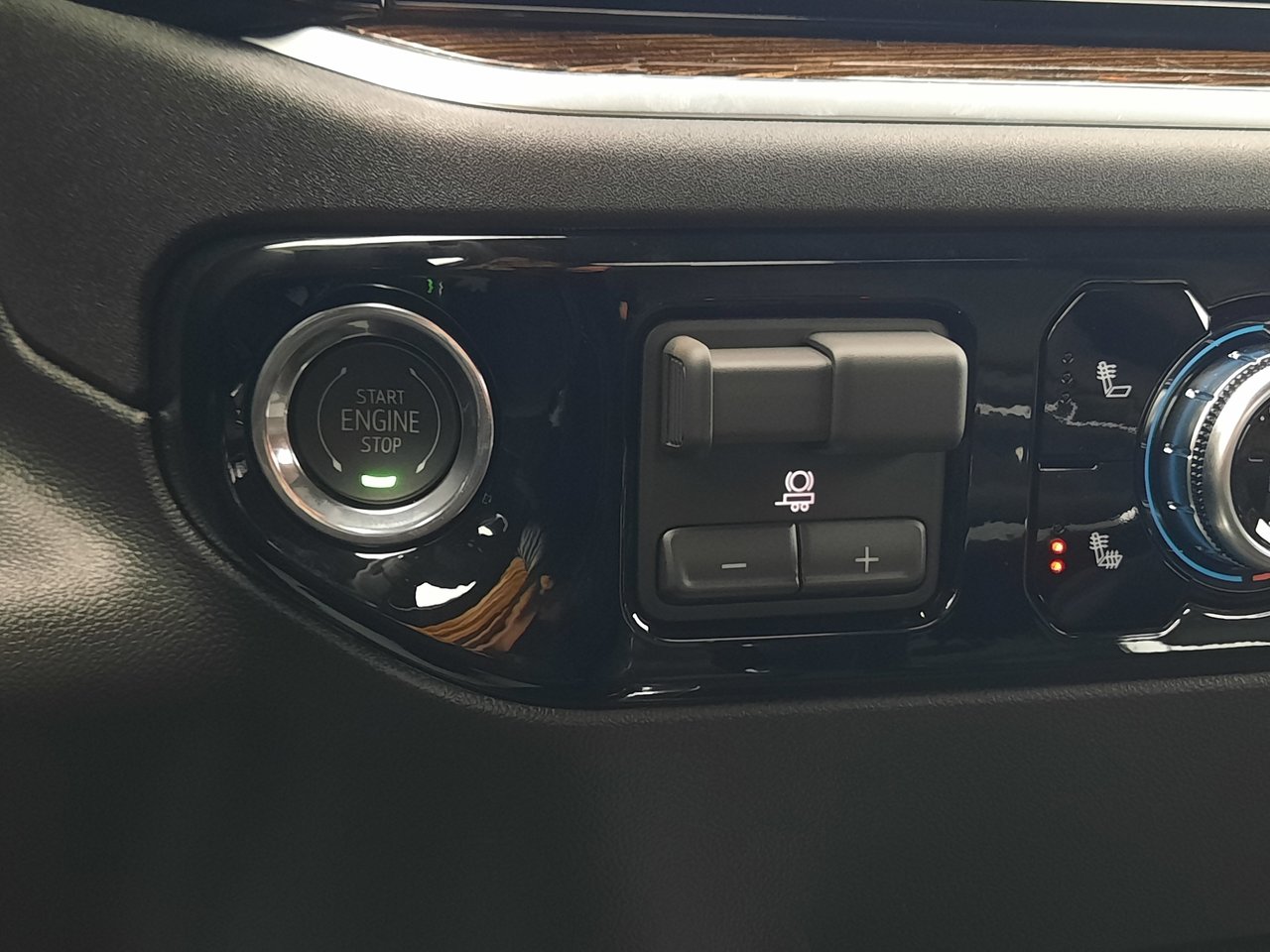 2026 GMC Sierra 1500 SLE-16