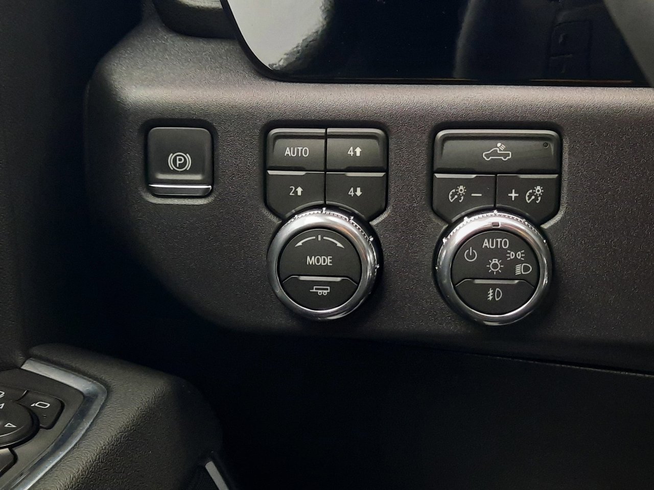 2026 GMC Sierra 1500 SLE-9