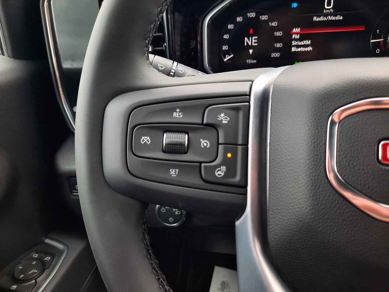 2026 GMC Sierra 1500 SLE-11
