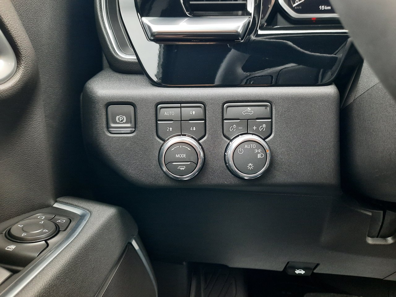 2026 GMC Sierra 1500 SLE-9
