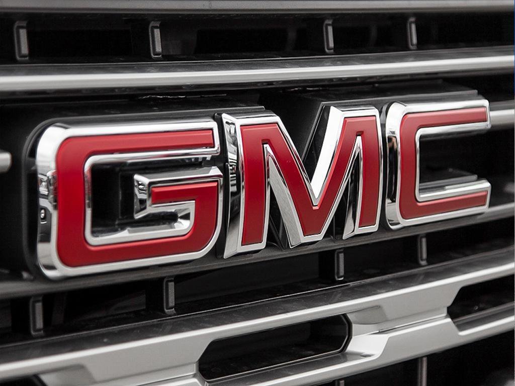 2026 GMC Sierra 1500 SLE-8