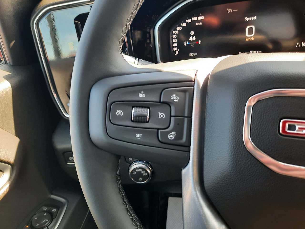 2026 GMC Sierra 1500 SLE-10