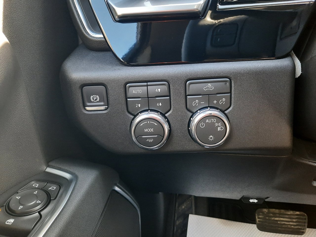 2026 GMC Sierra 1500 SLE-9