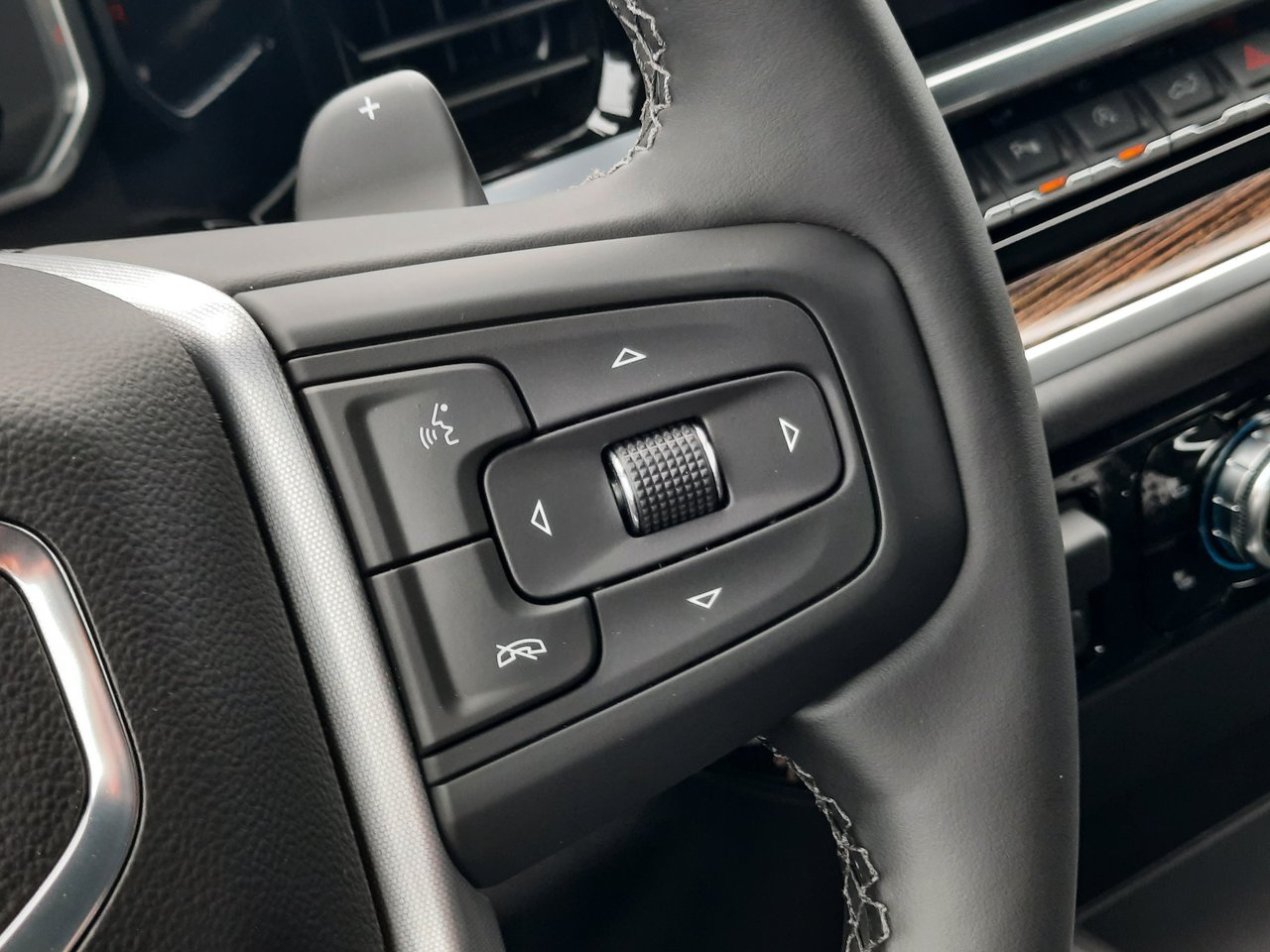 2026 GMC Sierra 1500 ELEVATION-11