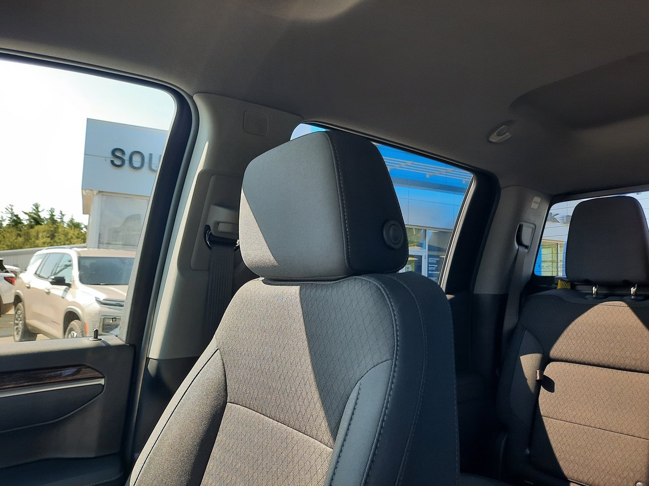 2026 GMC Sierra 1500 ELEVATION-21