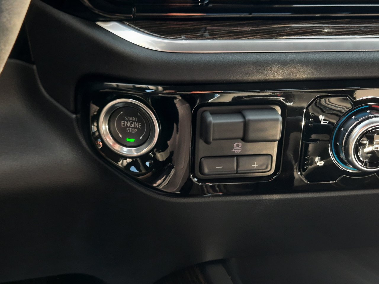 2026 GMC Sierra 1500 ELEVATION-15