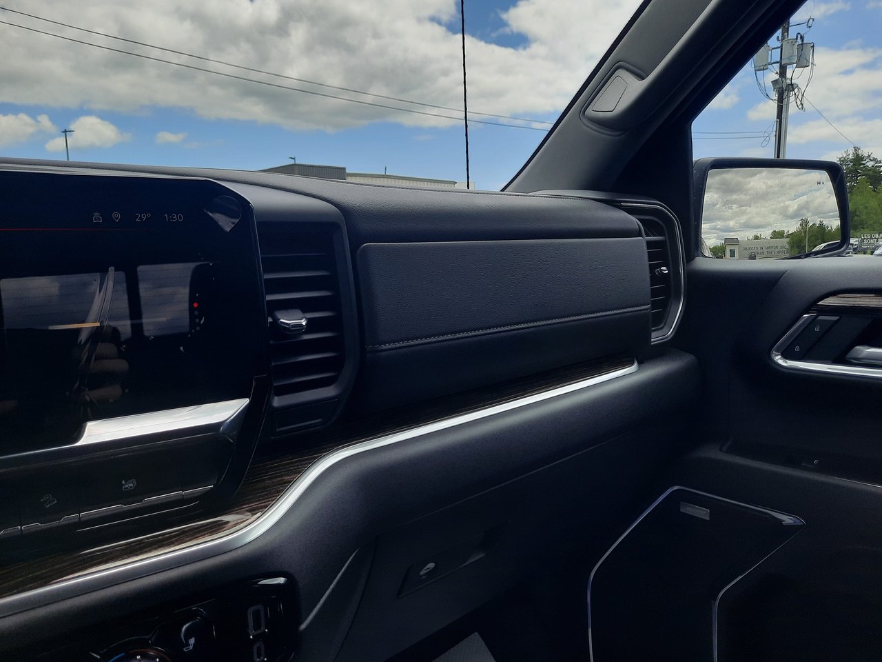 2026 GMC Sierra 1500 ELEVATION-17