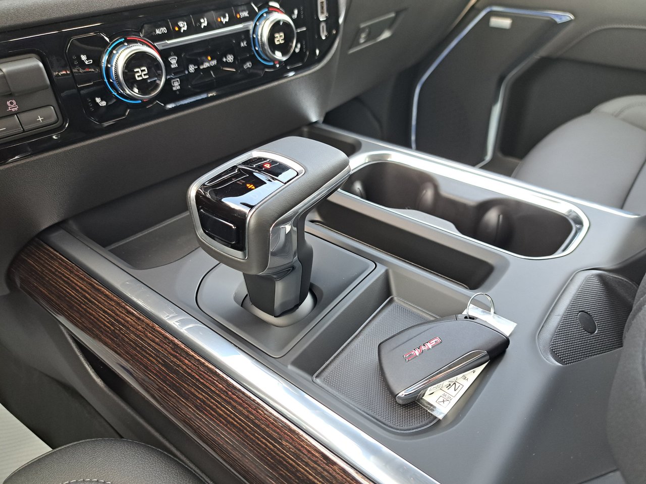 2026 GMC Sierra 1500 ELEVATION-17