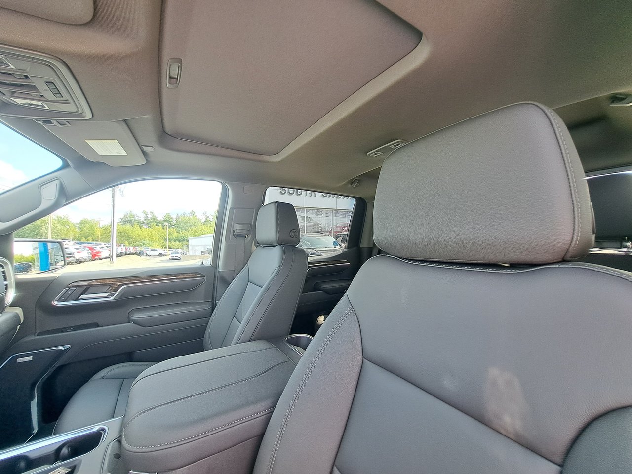 2026 GMC Sierra 1500 ELEVATION-2