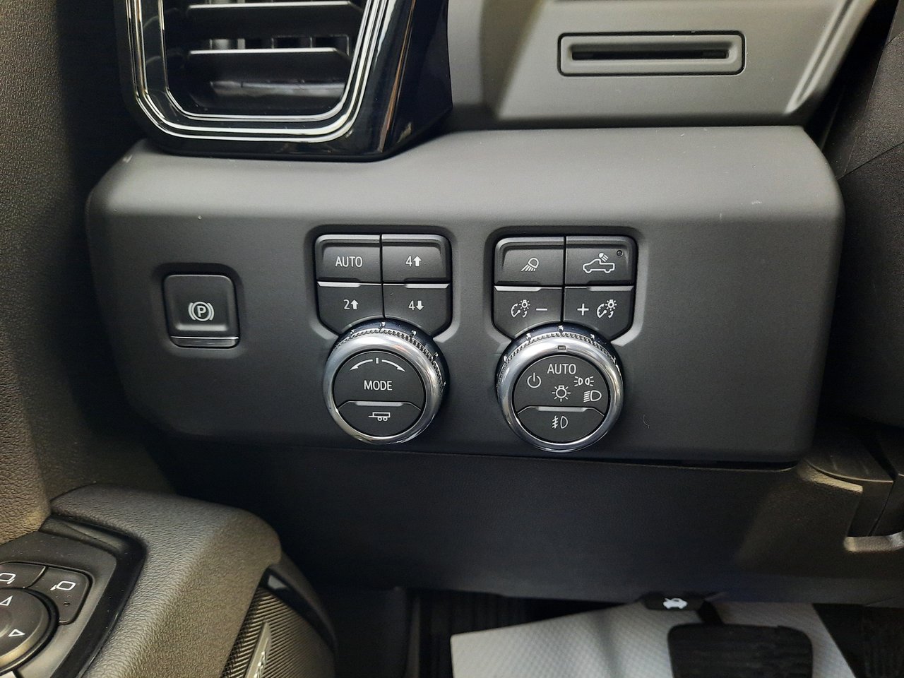 2026 GMC Sierra 2500 HD AT4-9