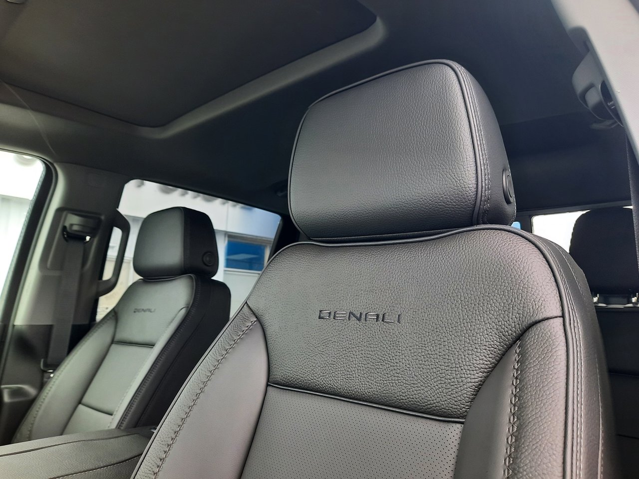 2026 GMC Sierra 2500 HD DENALI-2