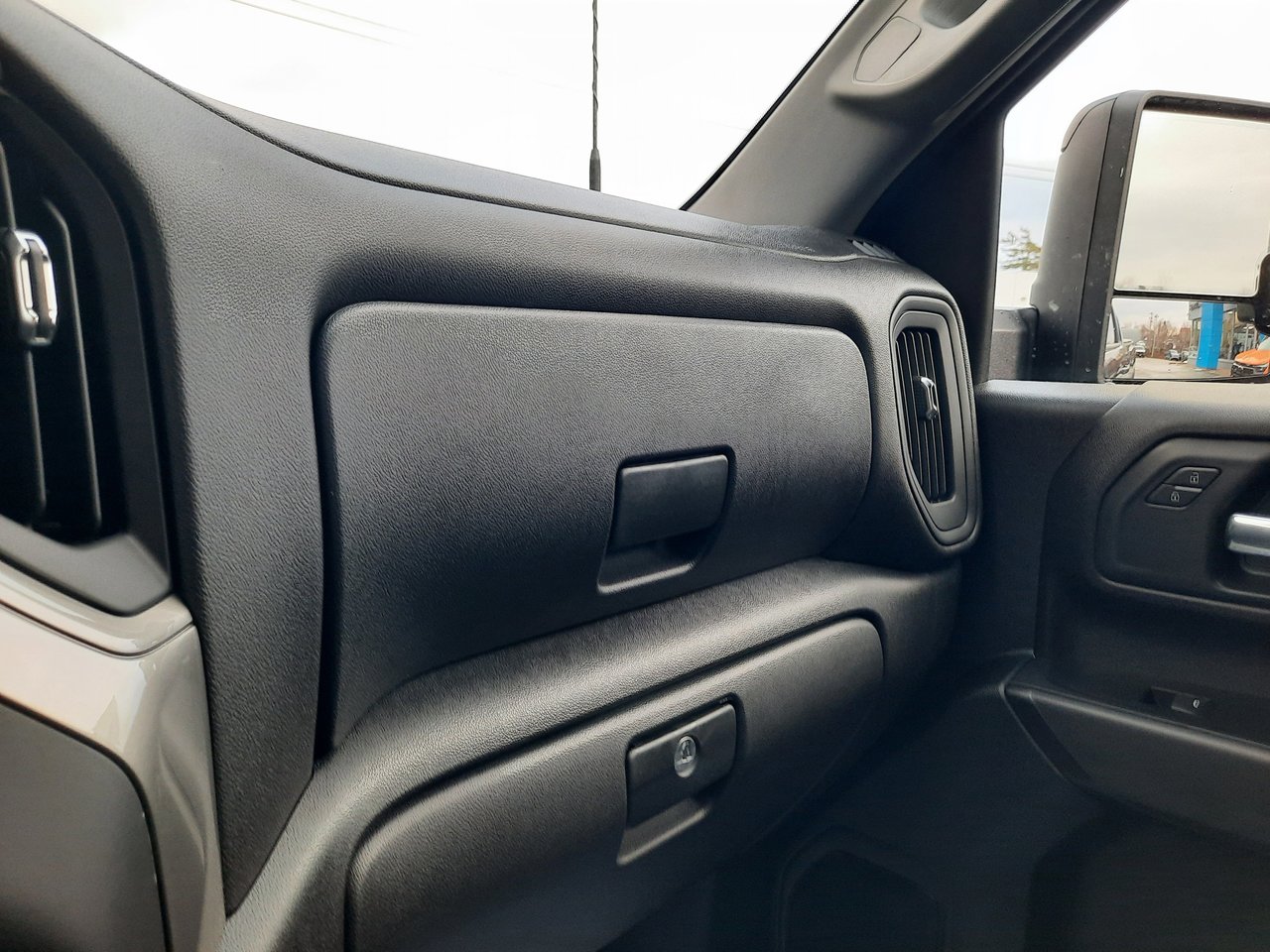 2026 GMC Sierra 2500 HD PRO-17