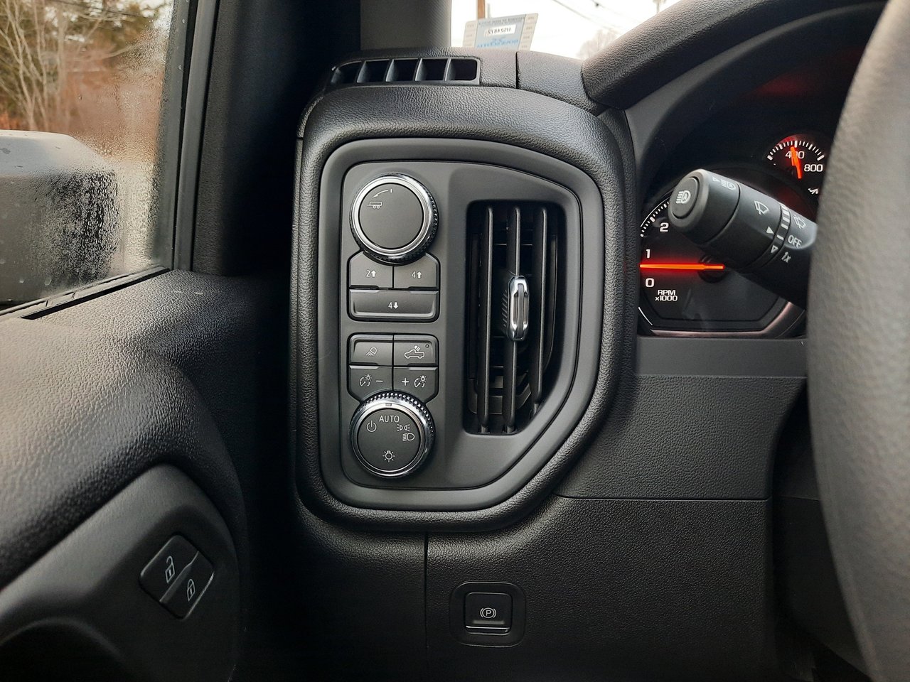 2026 GMC Sierra 2500 HD PRO-9