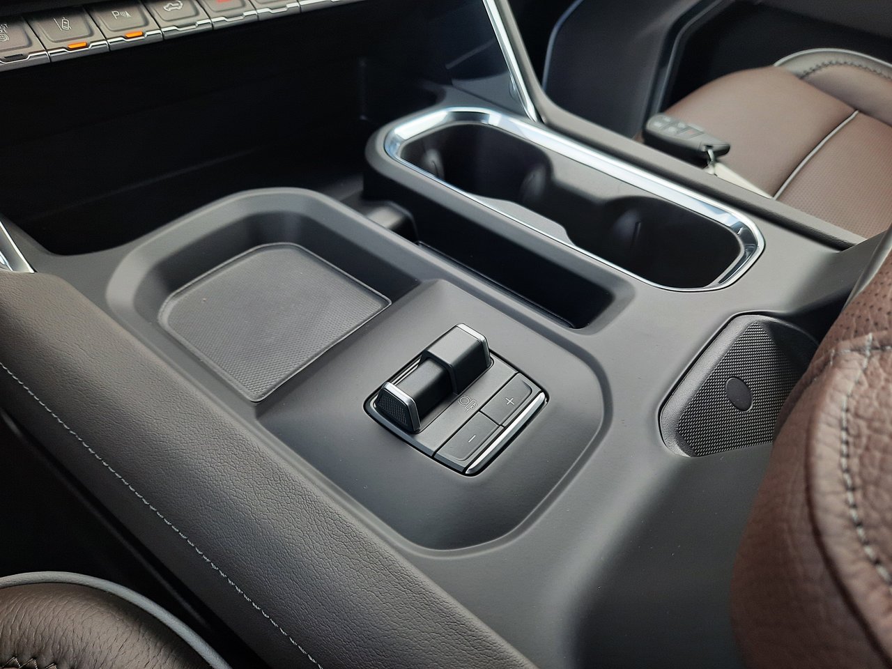 2026 GMC Sierra 2500 HD DENALI-17