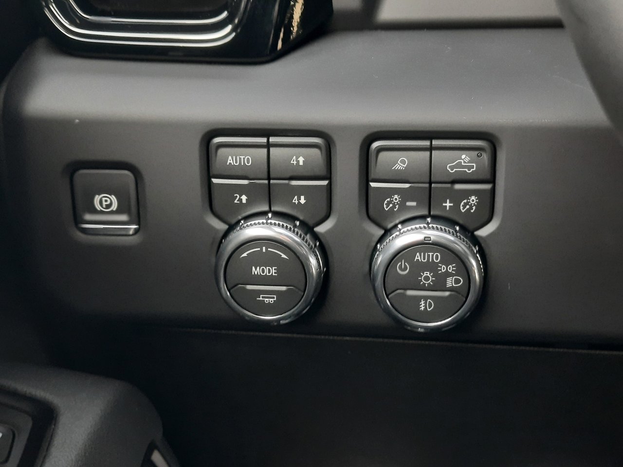 2026 GMC Sierra 2500 HD AT4-9