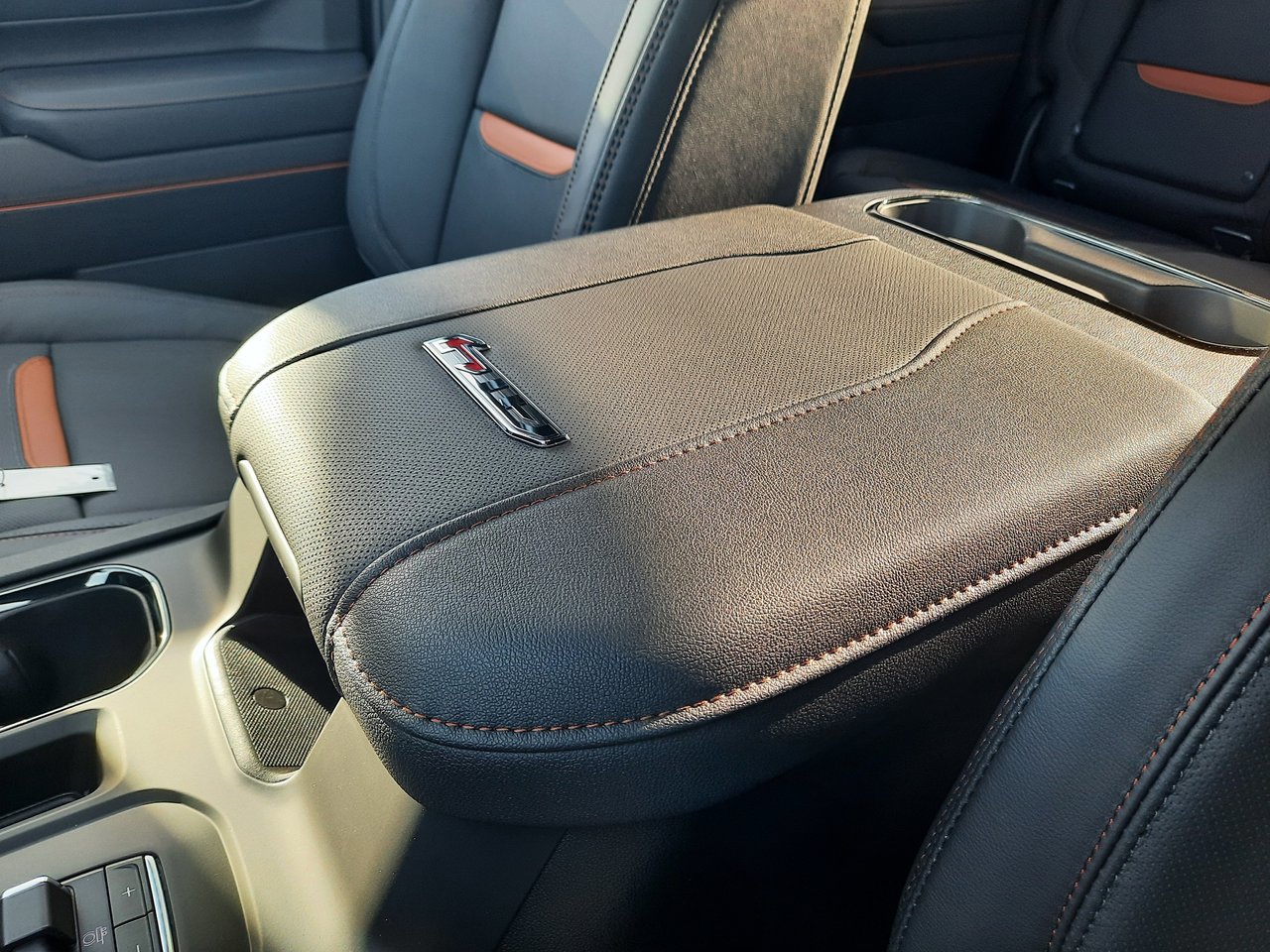 2026 GMC Sierra 2500 HD AT4-17