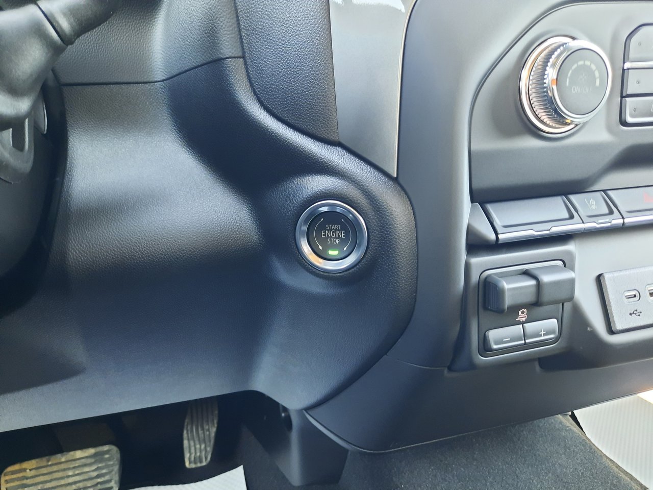 2026 GMC Sierra 2500 HD PRO-15