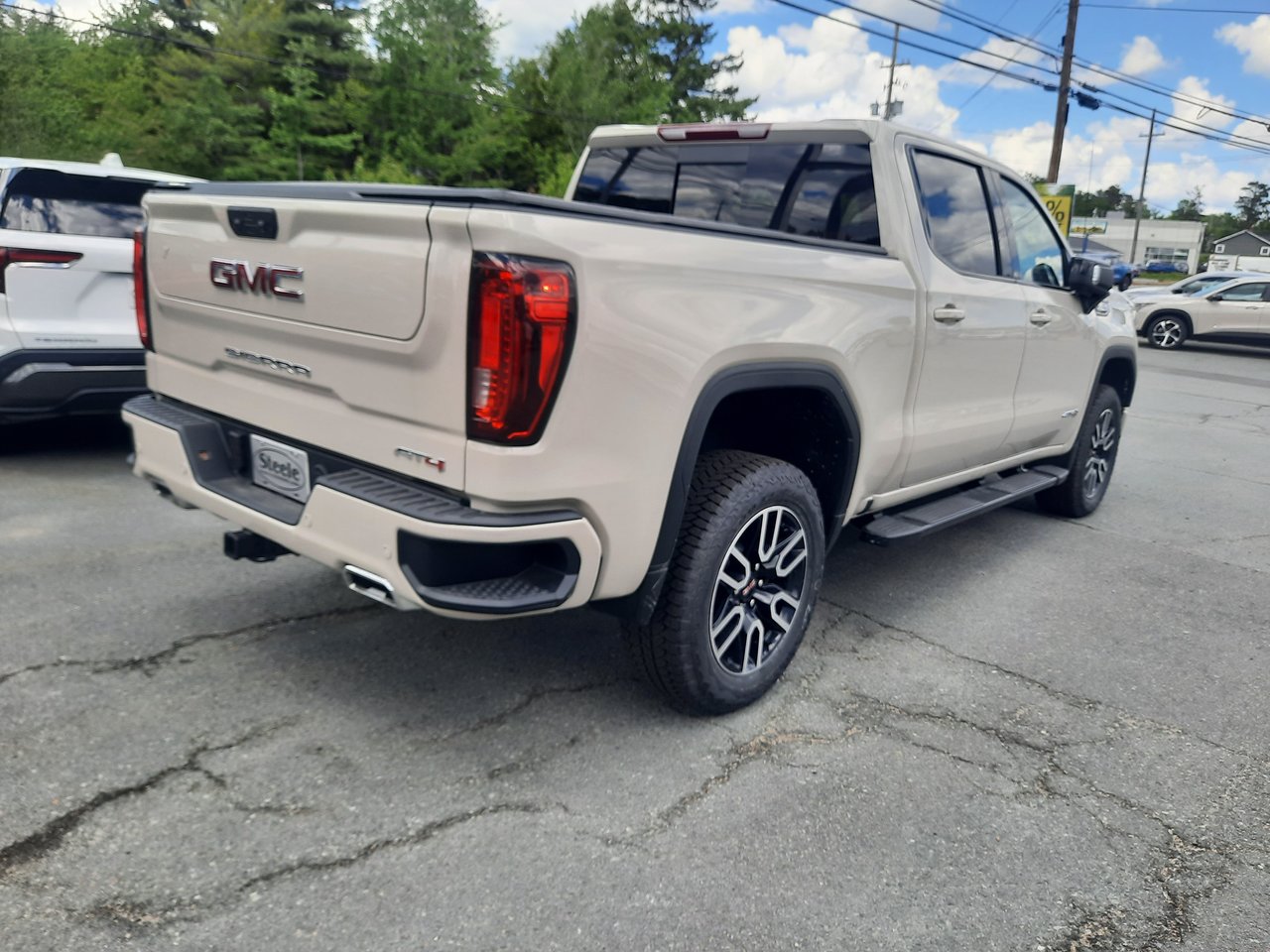 2026 GMC Sierra 2500 HD SLE-33
