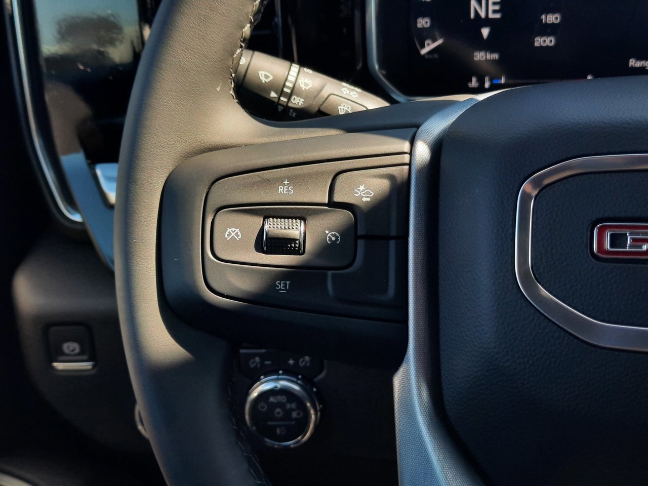 2026 GMC Sierra 2500HD SLE-10