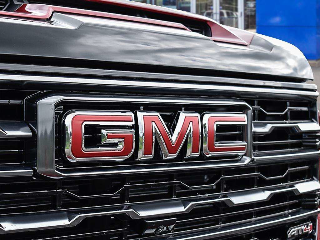 2026 GMC Sierra 2500 HD AT4-8