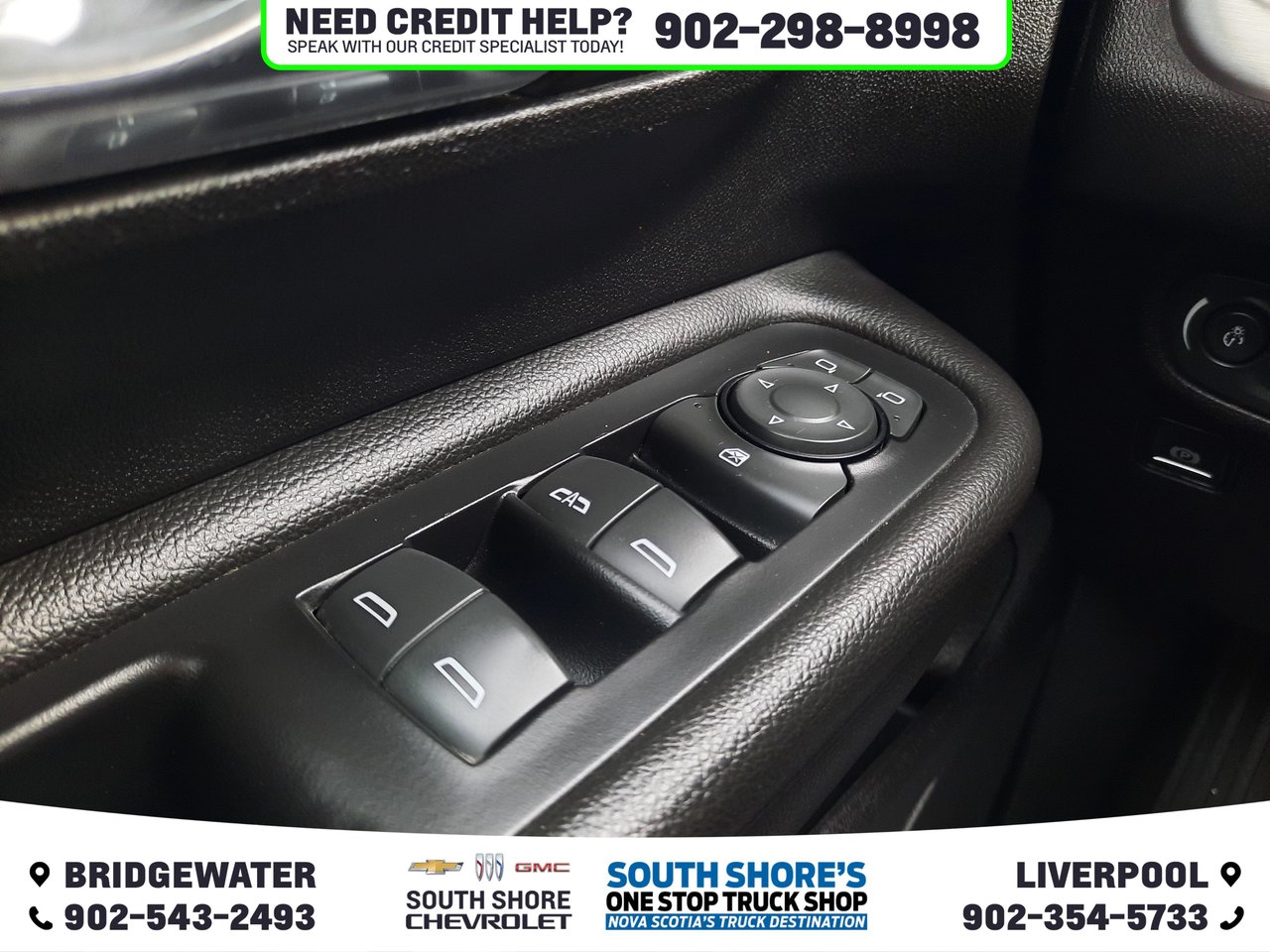 2023 GMC Terrain SLE-9