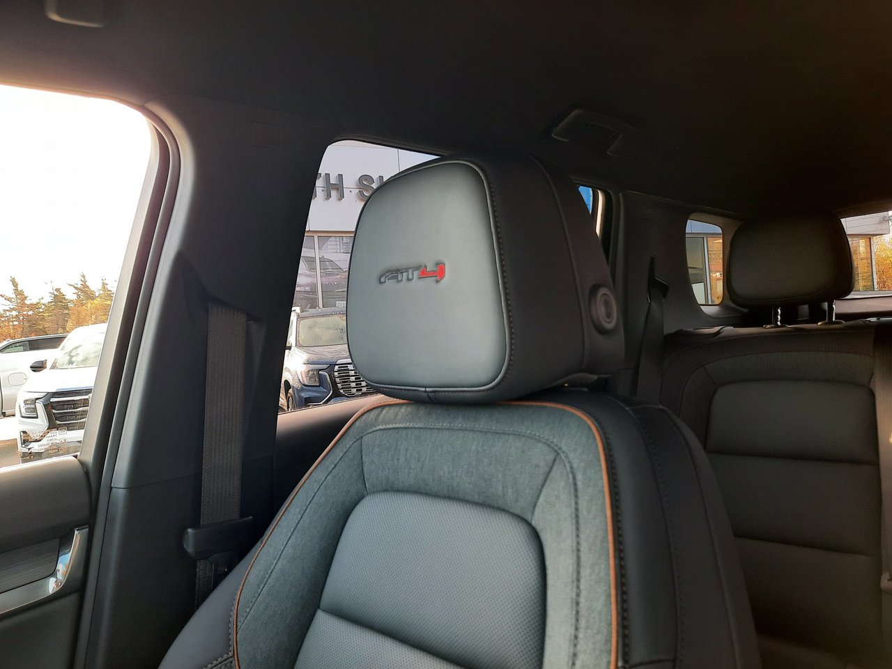 2026 GMC Terrain AT4-21