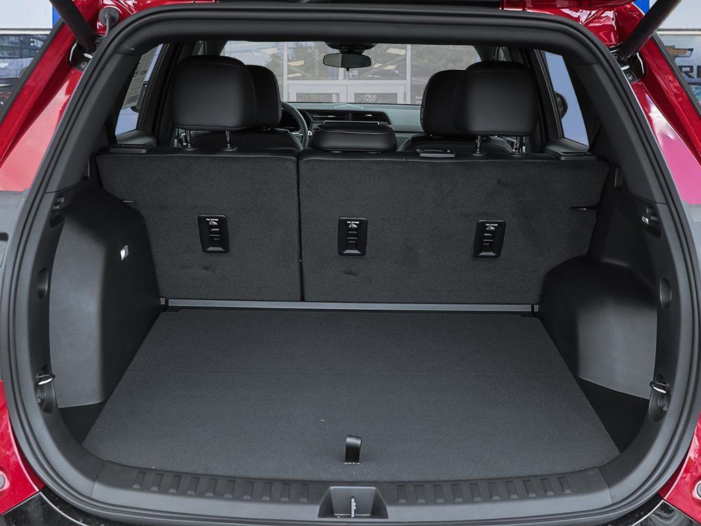 2026 GMC Terrain AT4-6