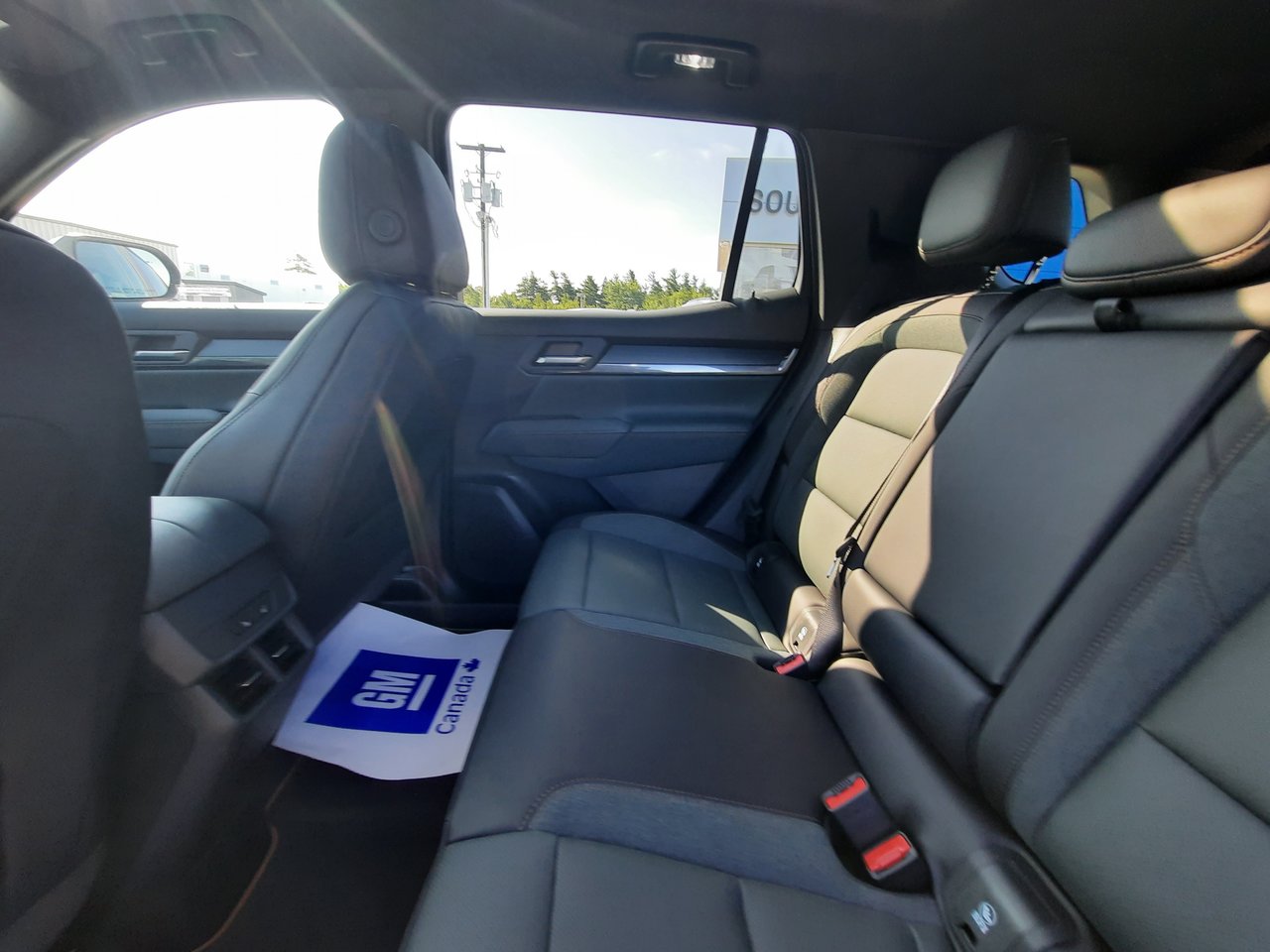 2027 GMC Terrain AT4-25