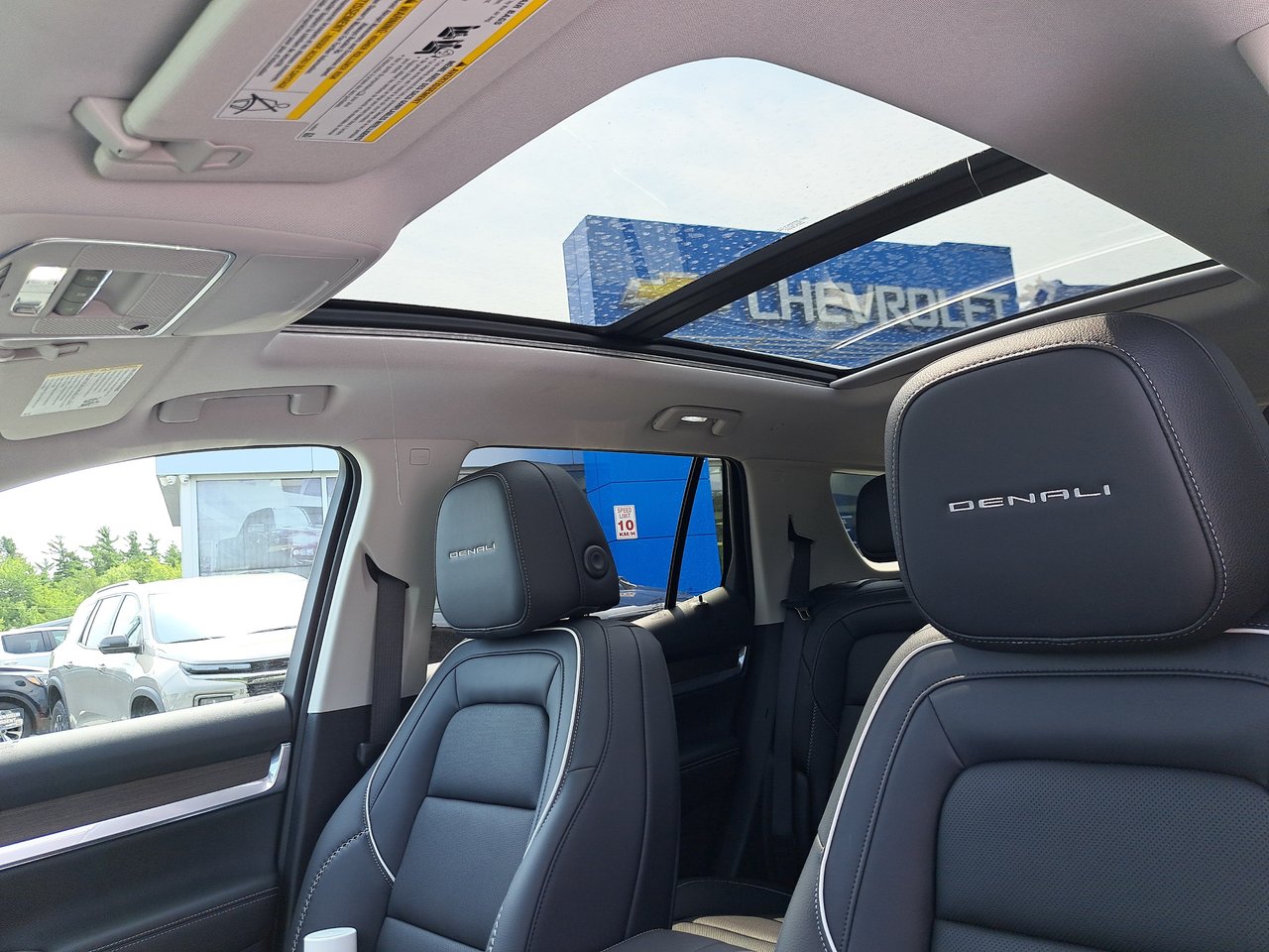 2027 GMC Terrain Denali-21